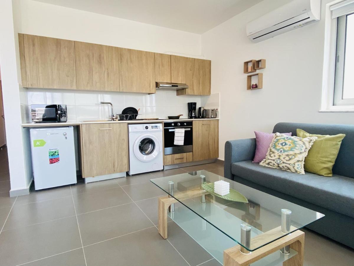 Silver Line 1-Bedroom Apartment In Larnaca Exterior foto