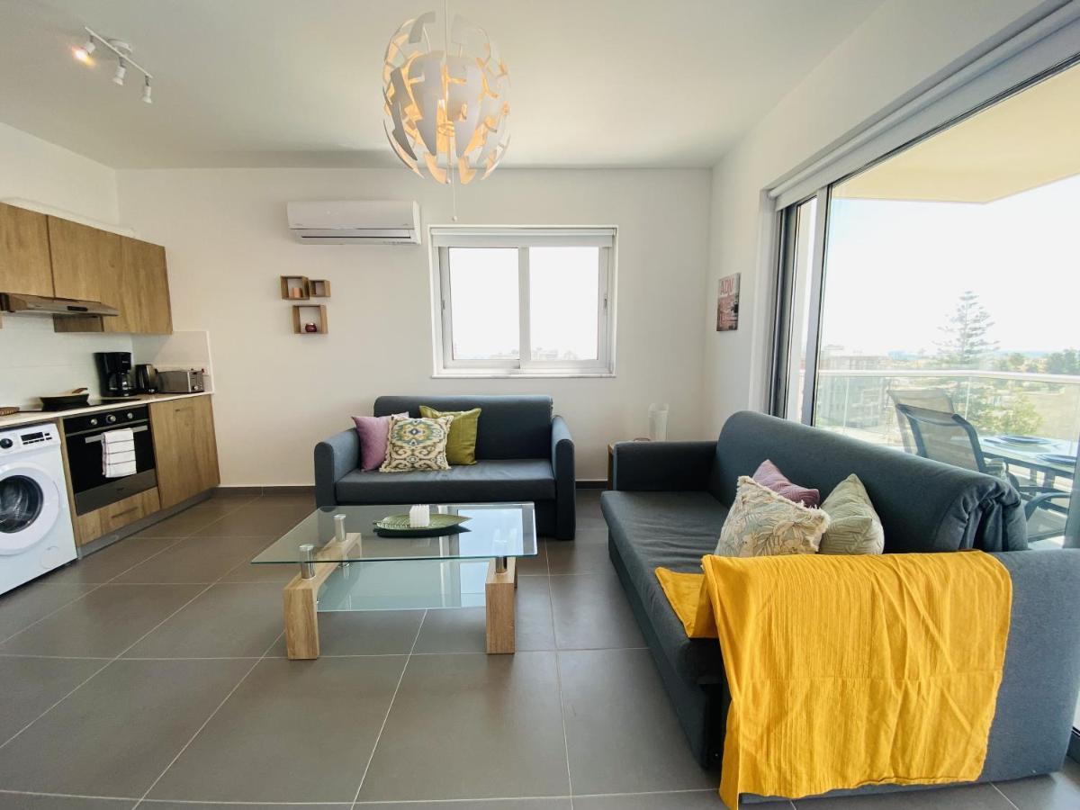 Silver Line 1-Bedroom Apartment In Larnaca Exterior foto